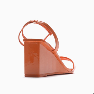 a pie-Sandalias-Rean SN