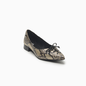 a pie-Balerina-Bond SN