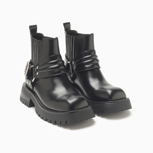 a pie-Botas-Wayna AN