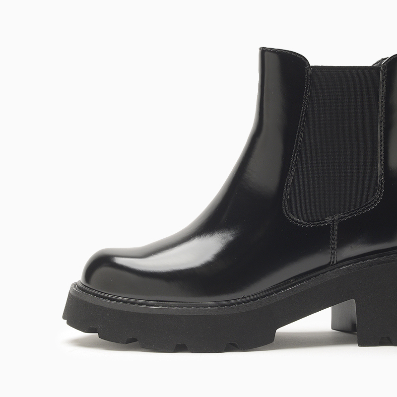 a pie-Botas-Giorgia FN