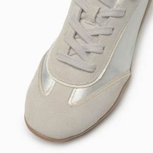 a pie-Zapatillas-Terry FN