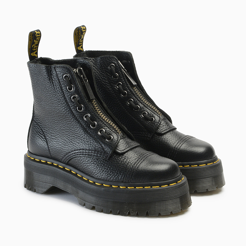 Dr. Martens-Borcegos-Sinclair AN