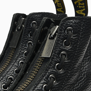 Dr. Martens-Borcegos-Sinclair FN